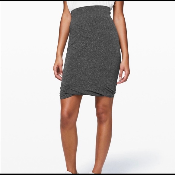 Lululemon NWOT - Picture 2 of 9